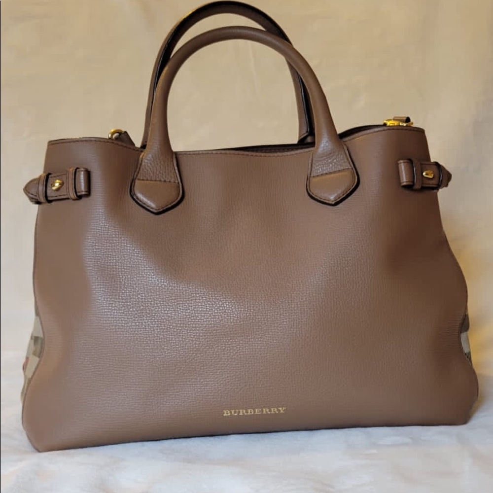 Authentic Burberry medium "The Banner" Hand Bag! In absolute perfect condition.